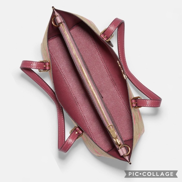 NWT COACH MOLLIE TOTE 25 IN SIGNATURE CANVAS STRIPE HEART PRINT GOLD/LIGHT KHAKI - Picture 3 of 12